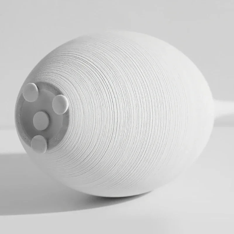 Vaso Zen Artesanal - Arte Minimalista Preto e Branco
